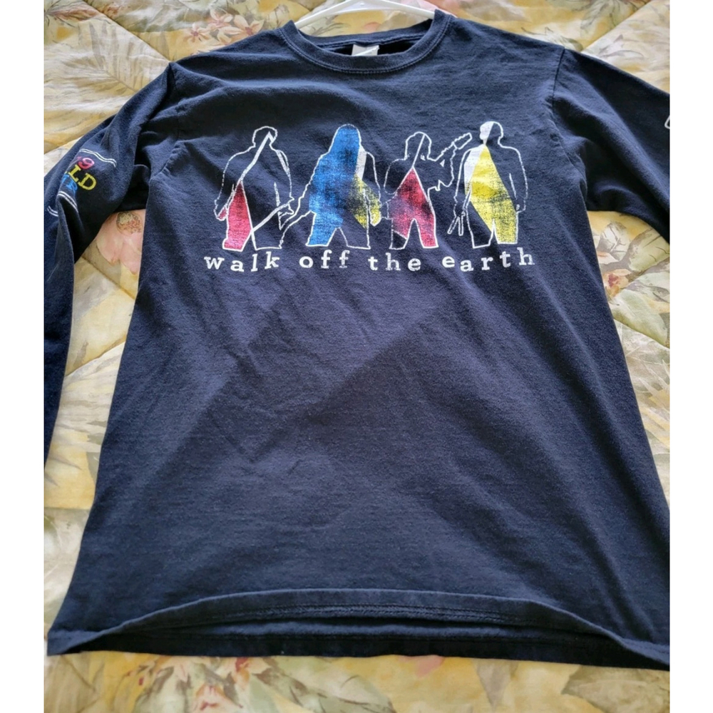 Walk Off the Earth 2019 World Tour Tee Black Sz Small Long Sleeve Crew Neck Band